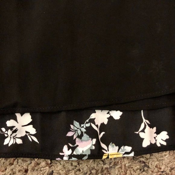 Ann Taylor Floral Blouse Womens XS New Pleated - Picture 7 of 12